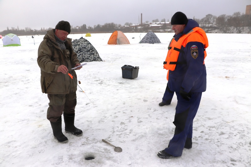 Профилактическое патрулирование водоемов в новогодние праздники продолжается