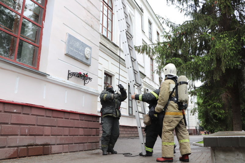 Пожарно-тактические учения в Тамбовском государственном техническом университете