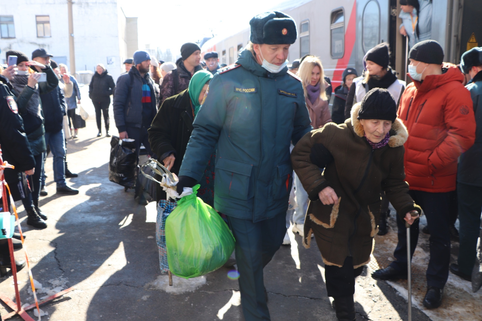 Тамбовская область встретила граждан ЛНР и ДНР - Новости - Главное  управление МЧС России по Тамбовской области